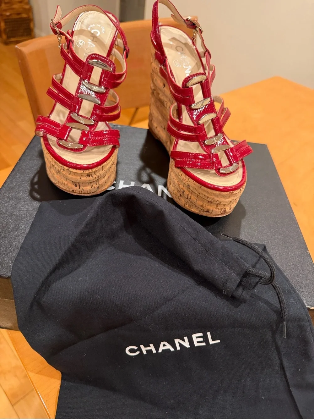 CHANEL Red Patent Leather Cork Wedge Sandals with Strappy Slingback